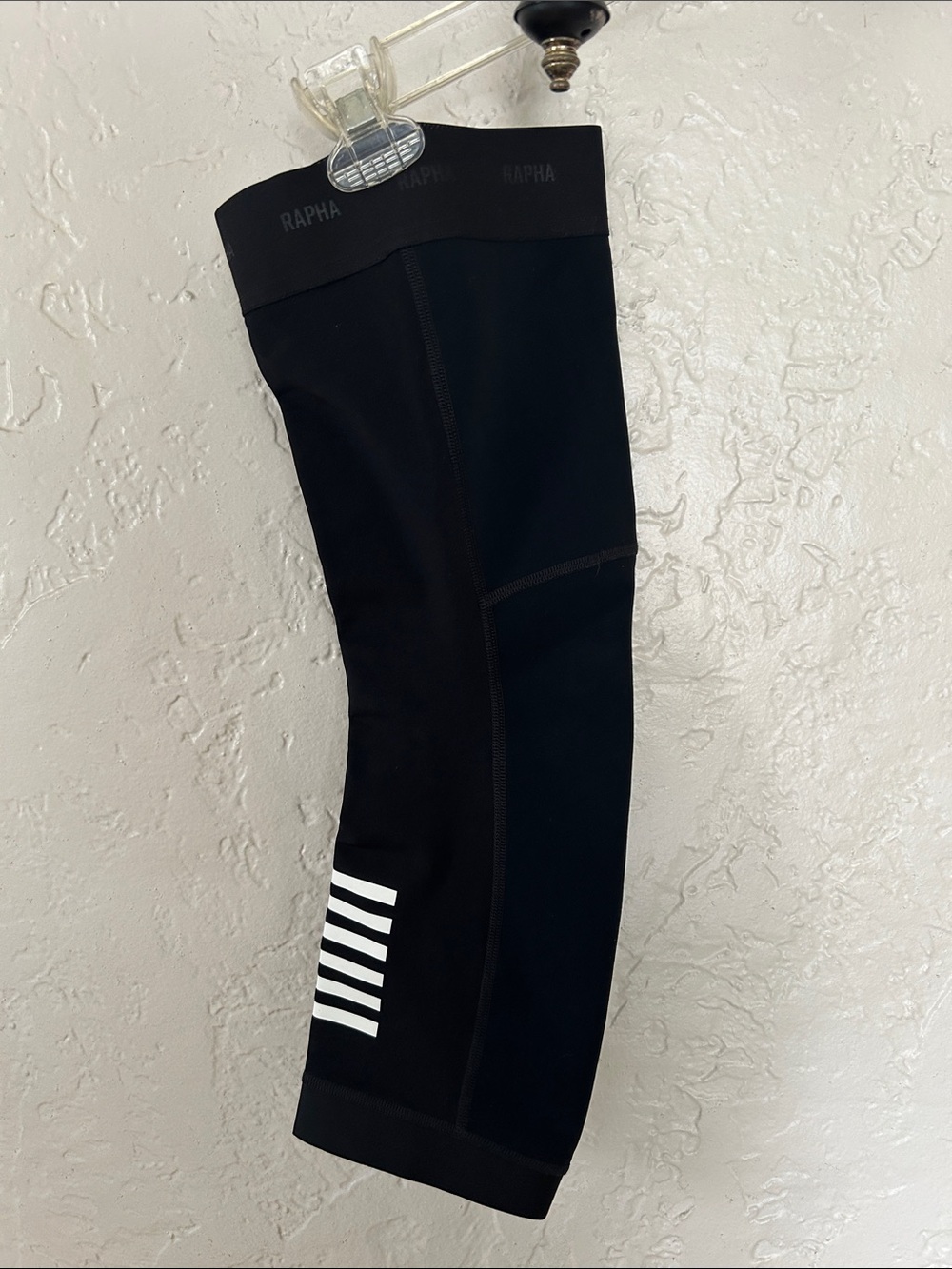 Rapha Thermal Knee Warmer (Only 1 sleeve)